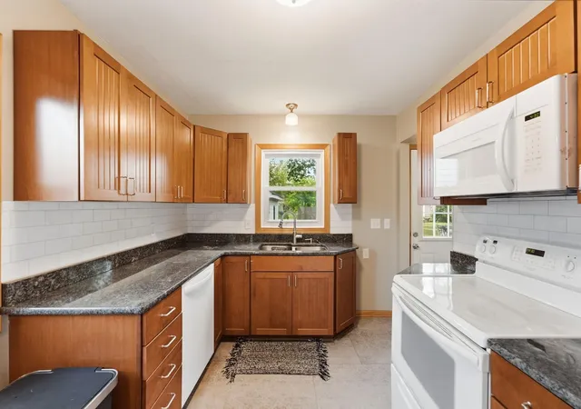 Photo 2 of Single family home for sale at 831 20th Avenue N, Saint Cloud, MN 56303 | MLS# 7146004 | Listing updated on 2026-09-18