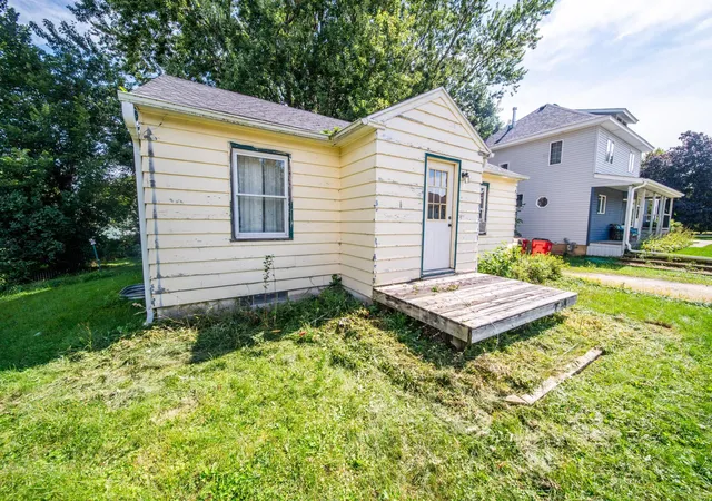 Photo 3 of Single family home for sale at 206 3rd Avenue NW, Kasson, MN 55944 | MLS# 7146013 | Listing updated on 2026-09-19