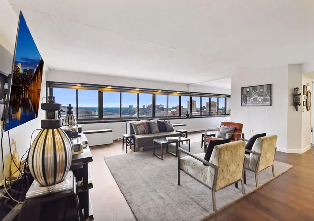Listing Photo 1 - Condo for sale in building located at 1920 S 1St St, Minneapolis, MN 55454 - Unit #906