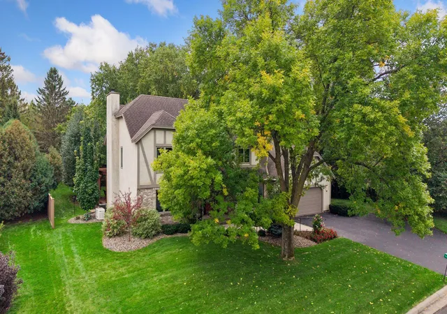 Photo 1 of Sale Pending at 1591 Diane Rd, Saint Paul, MN 55118 | MLS# 7146026 | Listing updated on 2026-10-24