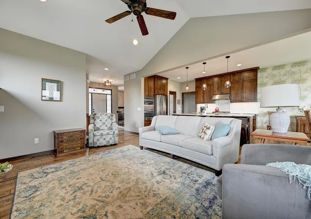 Photo 3 of Single family home for sale at 3514 Cvs Point Cir Nw, Prior Lake, MN 55372 | MLS# 7146029 | Listing updated on 2026-09-18