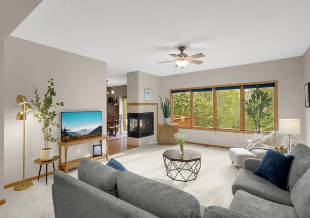Photo 2 of Single family home for sale at 1443 Riverbluff Dr, Hastings, MN 55033 | MLS# 7146048 | Listing updated on 2026-10-03