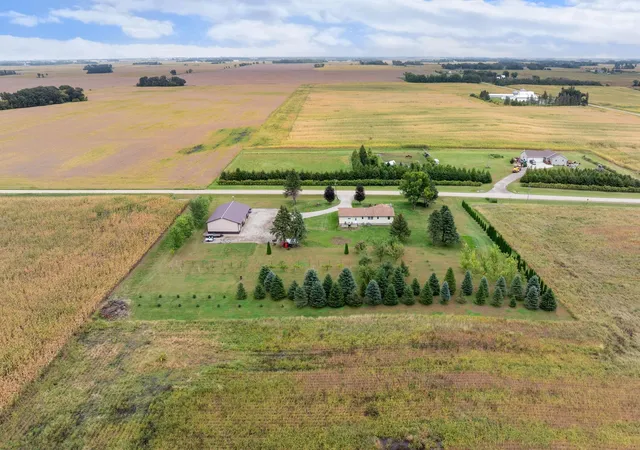 Photo 3 of Single family home for sale at 4604 Se 64th Avenue, Claremont, MN 55924 | MLS# 7146061 | Listing updated on 2026-09-19