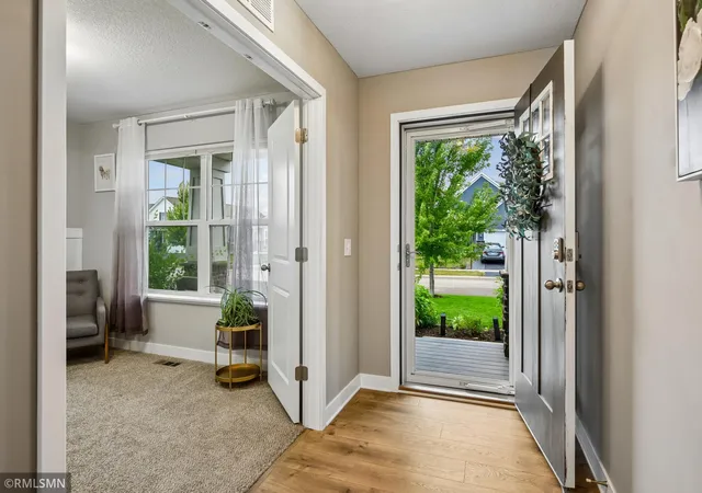 Photo 3 of Single family home for sale at 1909 Meridian Curv, Carver, MN 55315 | MLS# 7146066 | Listing updated on 2026-10-08