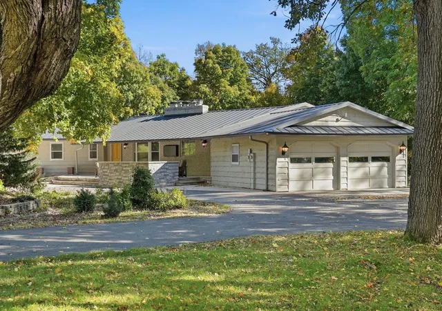 Photo 1 of Single family home for sale at 8490 Oak Rd, Saint Joseph, MN 56374 | MLS# 7146068 | Listing updated on 2026-10-07