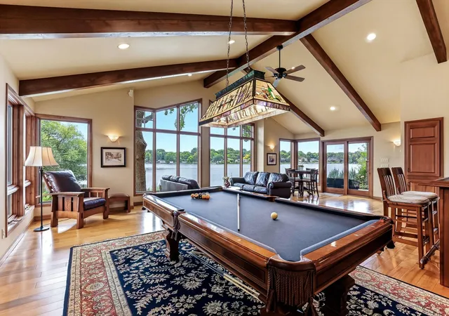 Photo 3 of Single family home for sale at 2162 Lakebrook Dr, Saint Paul, MN 55112 | MLS# 7146074 | Listing updated on 2026-10-17