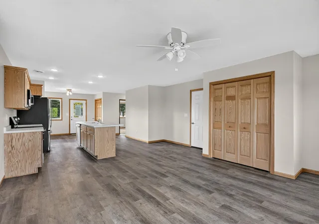 Photo 3 of Single family home for sale at 1503 Nokomis St, Alexandria, MN 56308 | MLS# 7146075 | Listing updated on 2026-10-07