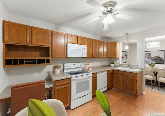Photo 3 of Condo for sale at 10924 Rhode Is Ave S, Minneapolis, MN 55438 | MLS# 7146102 | Listing updated on 2026-09-19