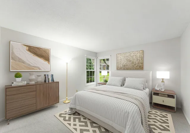 Photo 4 of Condo for sale at 10924 Rhode Is Ave S, Minneapolis, MN 55438 | MLS# 7146102 | Listing updated on 2026-09-19
