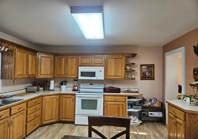 Photo 3 of Single family home for sale at 400 S 3rd Street, Fairmount, ND 58030 | MLS# 7146106 | Listing updated on 2026-10-05