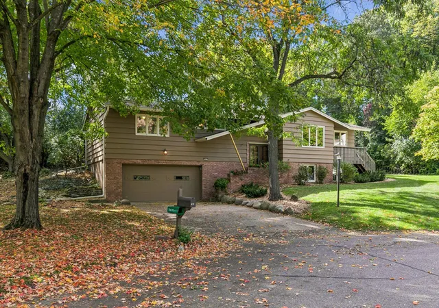 Single family home for sale at 2931 Cedar Knoll Ct, Hopkins, MN 55305 | MLS# 7146107
