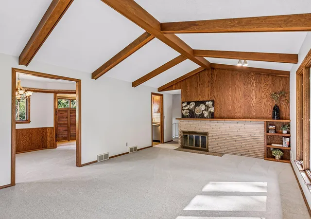 Photo 3 of Single family home for sale at 2931 Cedar Knoll Ct, Hopkins, MN 55305 | MLS# 7146107 | Listing updated on 2026-10-07