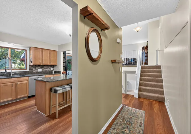Photo 4 of Single family home for sale at 4270 Victoria St N, Saint Paul, MN 55126 | MLS# 7146117 | Listing updated on 2026-10-10