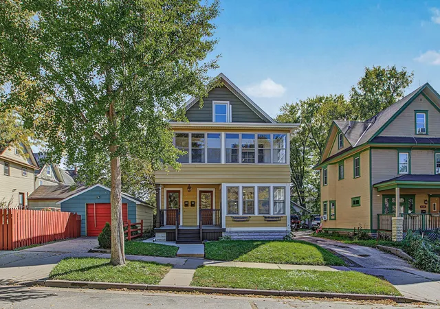 Photo 1 of Multi family home for sale at 670 Conway St, Saint Paul, MN 55106 | MLS# 7146121 | Listing updated on 2026-10-09