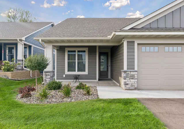 Photo 2 of Townhouse for sale at 1440 Kasilof Ct, River Falls, WI 54022 | MLS# 7146130 | Listing updated on 2026-09-30