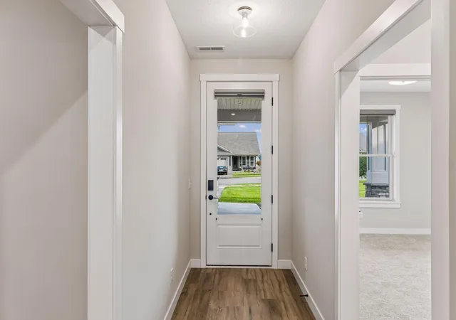 Photo 3 of Townhouse for sale at 1440 Kasilof Ct, River Falls, WI 54022 | MLS# 7146130 | Listing updated on 2026-09-30