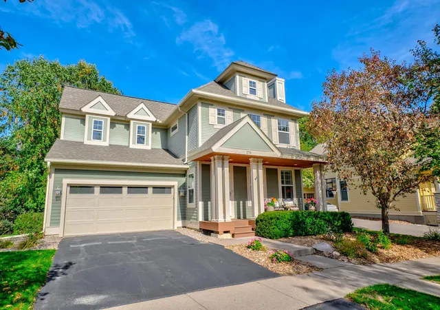 Photo 3 of Single family home for sale at 276 Country Rd, Stillwater, MN 55082 | MLS# 7146137 | Listing updated on 2026-10-09