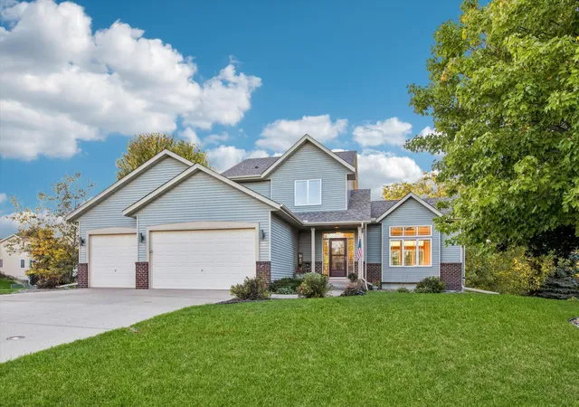 Single family home for sale at 17689 Fair Isle Path, Farmington, MN 55024 | MLS# 7146173