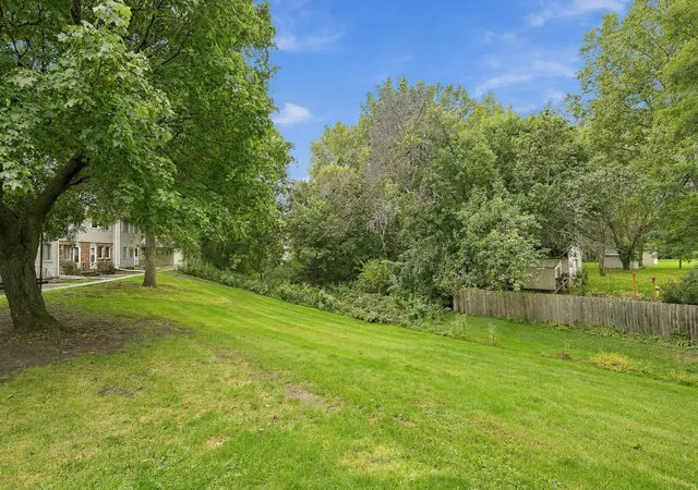 Photo 4 of Sale Pending at 1496 Goodwin Ave N, Saint Paul, MN 55128 | MLS# 7146203 | Listing updated on 2026-10-04