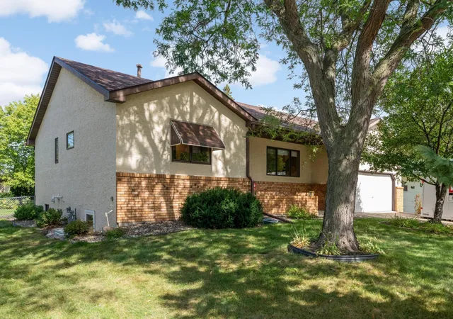 Photo 1 of Single family home for sale at 1797 Eldridge Ave W, Saint Paul, MN 55113 | MLS# 7146215 | Listing updated on 2026-10-07