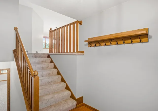 Photo 3 of Single family home for sale at 14806 Hallmark Dr, Saint Paul, MN 55124 | MLS# 7146220 | Listing updated on 2026-09-18