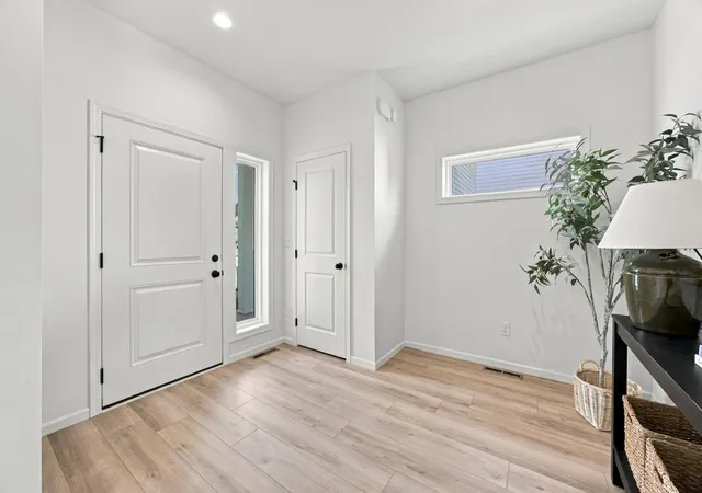Photo 3 of Single family home for sale at 979 61st Avenue W, West Fargo, ND 58078 | MLS# 7146221 | Listing updated on 2026-10-28