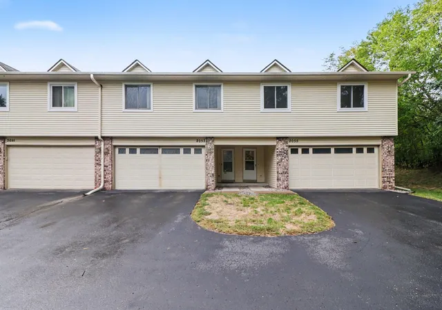 Photo 1 of Single family home for sale at 2053 Edgerton St, Saint Paul, MN 55117 | MLS# 7146235 | Listing updated on 2026-10-08