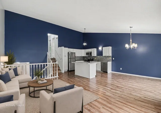 Photo 3 of Single family home for sale at 2053 Edgerton St, Saint Paul, MN 55117 | MLS# 7146235 | Listing updated on 2026-10-08