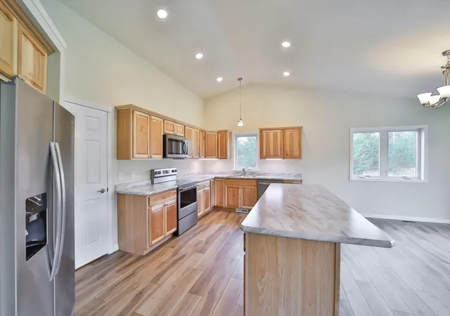 Photo 2 of Sale Pending at 11946 Joneswood Cir, Baxter, MN 56425 | MLS# 7146236 | Listing updated on 2026-10-06