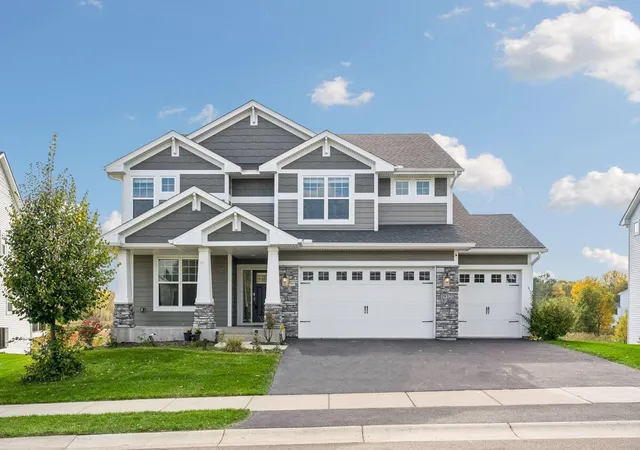 Photo 4 of Single family home for sale at 19321 Goldenrod Trl, Hamel, MN 55340 | MLS# 7146249 | Listing updated on 2026-10-21