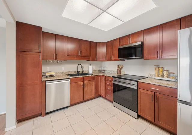 Photo 3 of Condo for sale at 110 1st Avenue Ne #F704, Minneapolis, MN 55413 | MLS# 7146250 | Listing updated on 2026-09-18