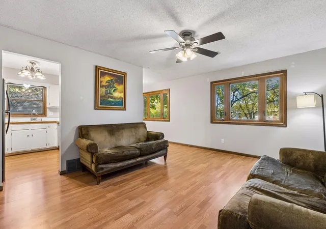 Photo 3 of Single family home for sale at 16551 Franklin Trl SE, Prior Lake, MN 55372 | MLS# 7146257 | Listing updated on 2026-10-15