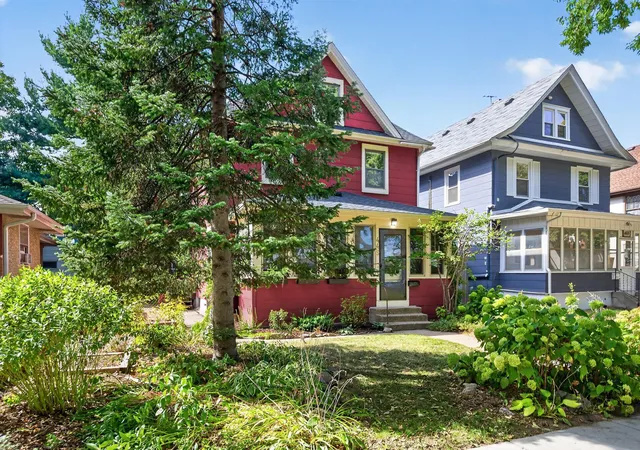 Photo 1 of Single family home for sale at 449 Herschel St, Saint Paul, MN 55104 | MLS# 7146272 | Listing updated on 2026-09-20