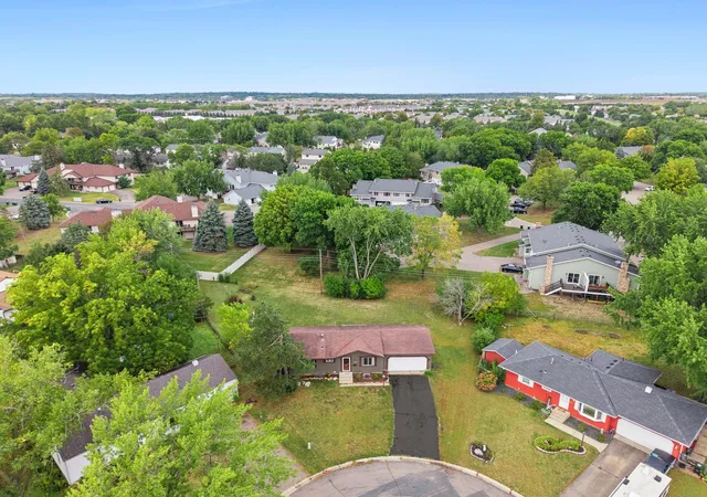 Photo 2 of Single family home for sale at 16288 Florida Way W, Rosemount, MN 55068 | MLS# 7146280 | Listing updated on 2026-10-23