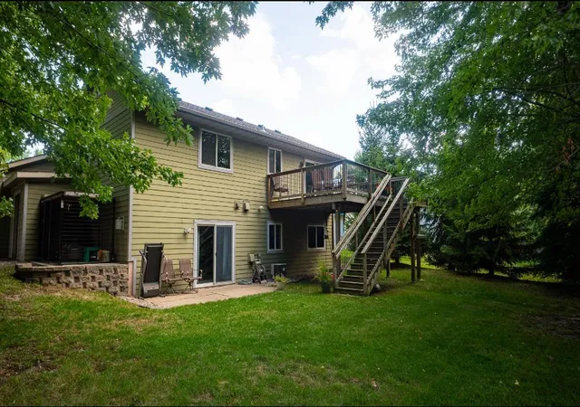 Photo 2 of Single family home for sale at 895 Marigold Dr, Cambridge, MN 55008 | MLS# 7146295 | Listing updated on 2026-09-23