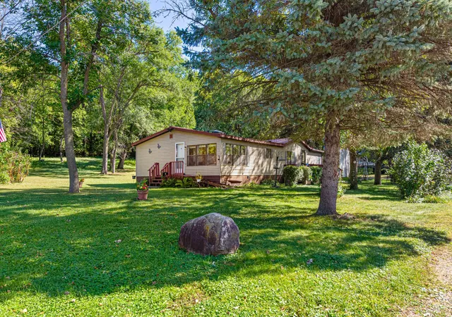 Photo 1 of Single family home for sale at 103 Ladd St W, Kasota, MN 56050 | MLS# 7146303 | Listing updated on 2026-09-18