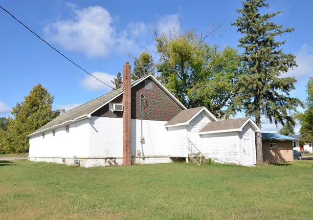 Photo 3 of Single family home for sale at 602 Main Ave S, Park Rapids, MN 56470 | MLS# 7146307 | Listing updated on 2026-09-18