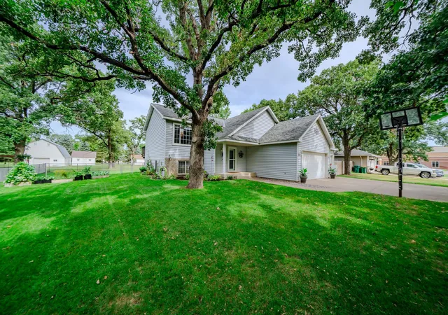 Photo 3 of Single family home for sale at 710 S 2nd Street, Royalton, MN 56373 | MLS# 7146319 | Listing updated on 2026-10-05