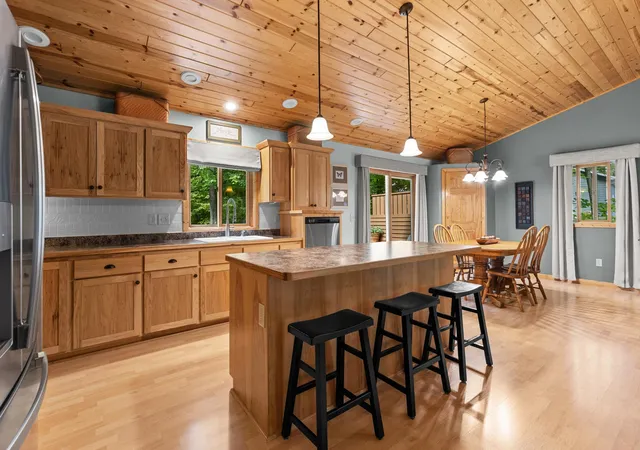 Photo 3 of Single family home for sale at 29757 Red Pine Dr, Pequot Lakes, MN 56472 | MLS# 7146333 | Listing updated on 2026-09-19