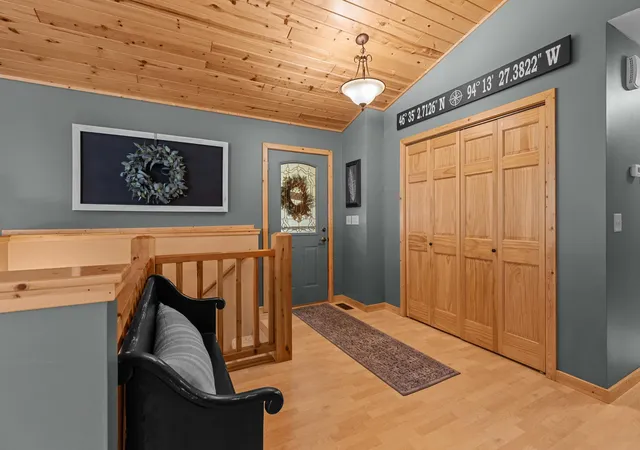 Photo 4 of Single family home for sale at 29757 Red Pine Dr, Pequot Lakes, MN 56472 | MLS# 7146333 | Listing updated on 2026-09-19