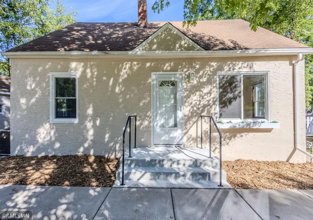 Photo 3 of Single family home for sale at 6823 E River Rd NE, Minneapolis, MN 55432 | MLS# 7146364 | Listing updated on 2026-09-19