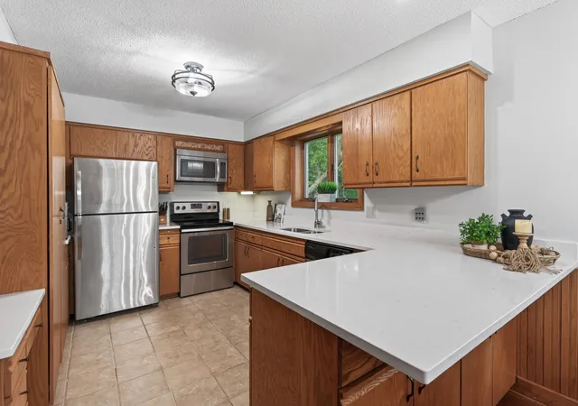 Photo 2 of Single family home for sale at 23045 Plateau Dr, Lakeville, MN 55044 | MLS# 7146372 | Listing updated on 2026-10-12