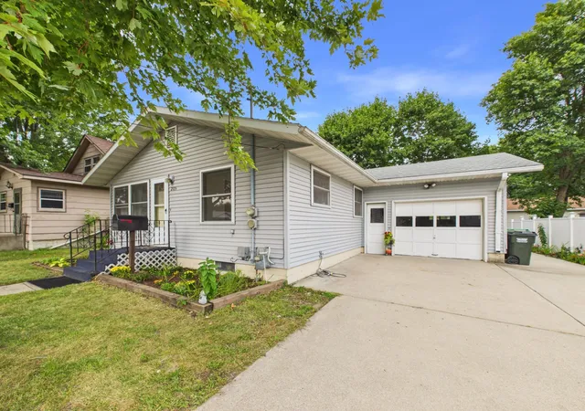 Photo 1 of Sale Pending at 205 3rd Street Se, Melrose, MN 56352 | MLS# 7146386 | Listing updated on 2026-10-05
