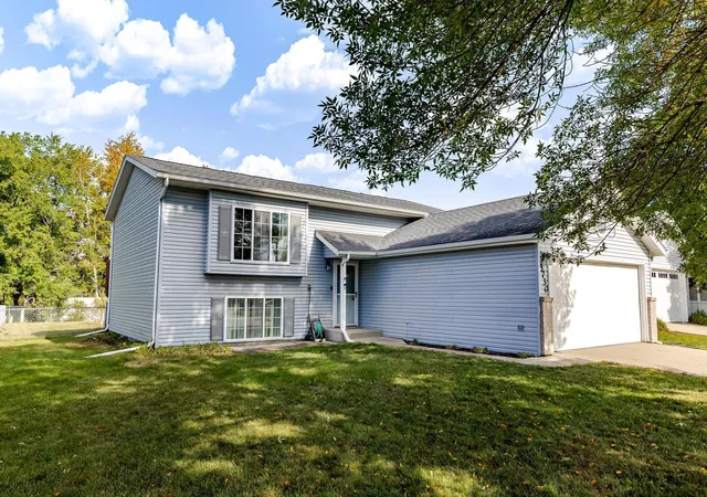 Photo 2 of Single family home for sale at 3730 Village Green Cir, Moorhead, MN 56560 | MLS# 7146410 | Listing updated on 2026-10-05