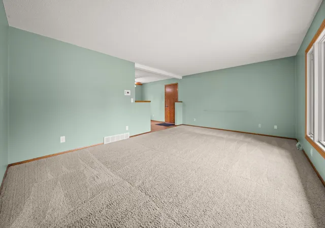 Photo 3 of Single family home for sale at 1603 Monroe Ct, Northfield, MN 55057 | MLS# 7146413 | Listing updated on 2026-10-06