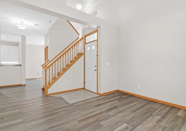 Photo 3 of Single family home for sale at 17980 Cobblestone Way, Eden Prairie, MN 55347 | MLS# 7146416 | Listing updated on 2026-09-18