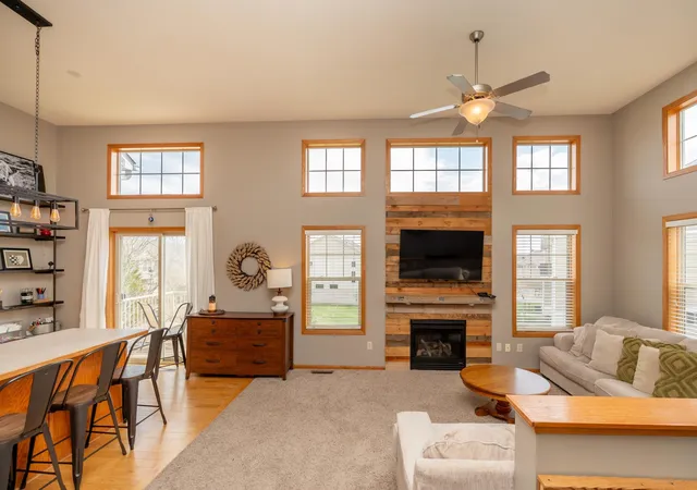Photo 4 of Single family home for sale at 9737 Saint Andrews Dr, Elko New Market, MN 55020 | MLS# 7146423 | Listing updated on 2026-09-19