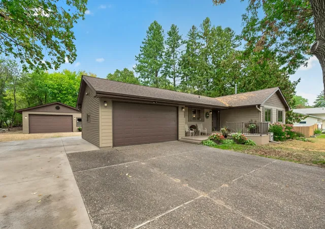 Photo 2 of Single family home for sale at 5612 261st Street, Wyoming, MN 55092 | MLS# 7146432 | Listing updated on 2026-10-13