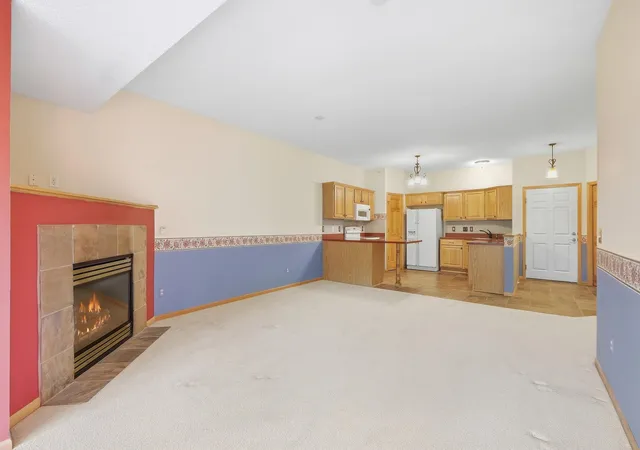 Photo 3 of Condo for sale at 8500 Franlo Rd #205, Eden Prairie, MN 55344 | MLS# 7146440 | Listing updated on 2026-09-19