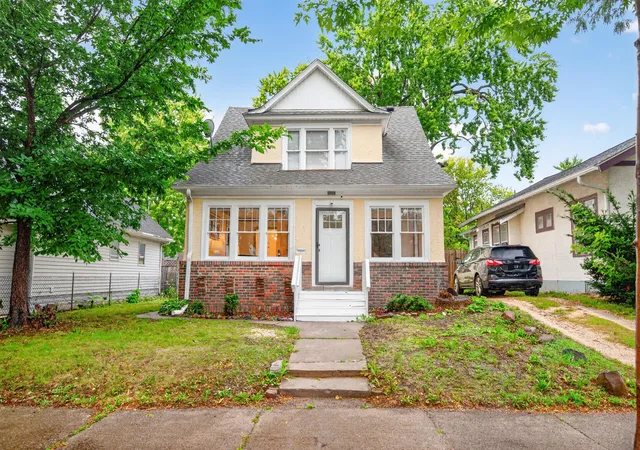 Photo 2 of Single family home for sale at 2919 Oliver Ave N, Minneapolis, MN 55411 | MLS# 7146441 | Listing updated on 2026-10-06